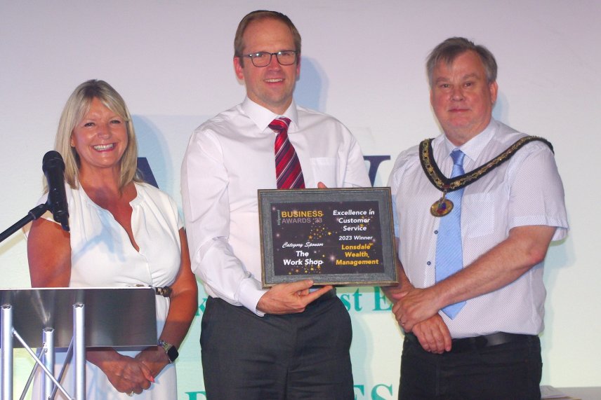 Our Lonsdale Wealth Management Ringwood office win local customer service award